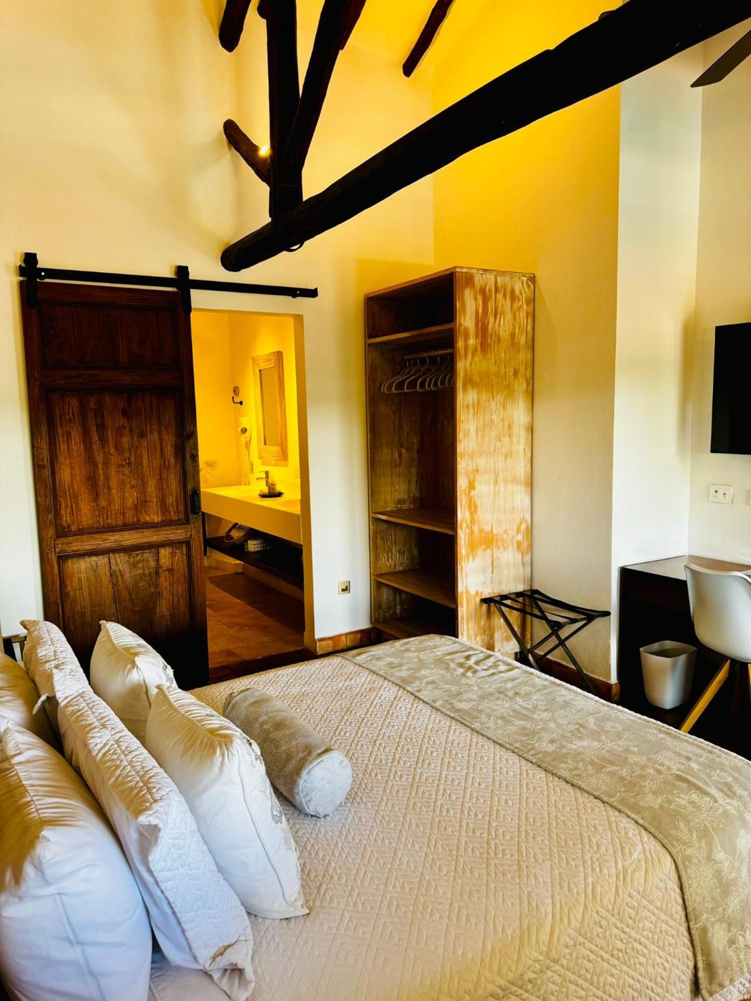 Santa Sofia Casa Boutique Hotel Баричара Екстериор снимка